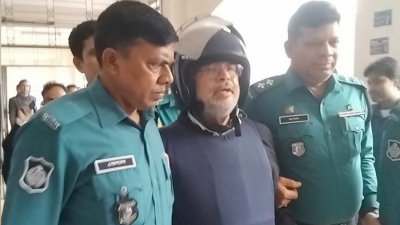 পুলিশের হেফাজতে সাবেক প্রতিমন্ত্রী এনামুর রহমান