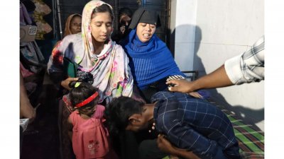 নবজাতক চুরি হওয়ার পর স্বজনদের আহাজারি