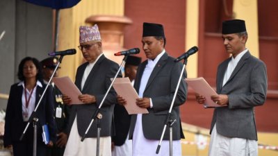 শপথ নিলেন নেপালের নবনিযুক্ত তিন মন্ত্রী। ছবি: দ্য কাঠমাণ্ডু পোস্ট।