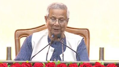 কথা বলছেন প্রধান উপদেষ্টা (ছবি: ভিডিও থেকে নেওয়া)
