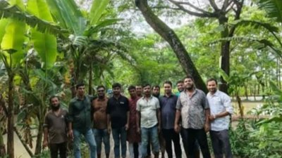 মাদ্রাসার অনুষ্ঠানের খাবার খেয়ে ফেসবুকে পোস্ট দেন বিএনপি নেতা রিপন কাজী