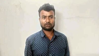 আটক রোহিঙ্গা যুবক