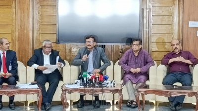 ব্রিফিংয়ে পররাষ্ট্র উপদেষ্টা মো. তৌহিদ হোসেন