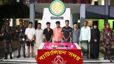 আটক পাচারকারী চক্রের সদস্য