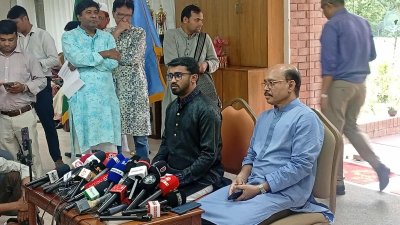 গণঅধিকার পার্টির সাধারণ সম্পাদক রাশেদ খান