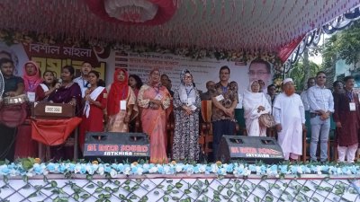 তালা উপজেলায় সমাবেশে বক্তব্য দেন আফরোজা আব্বাস