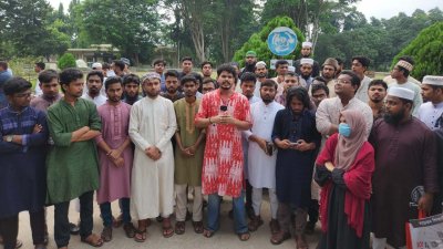 পোষ্য কোটা পুনর্বহালের প্রতিবাদে বিক্ষোভ সমাবেশ