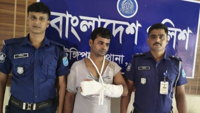গ্রেফতার নবীর শিকদার