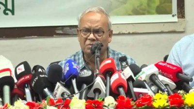 কথা বলছেন রুহুল কবির রিজভী