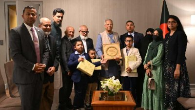 প্রধান উপদেষ্টার সঙ্গে দিদারুল ইসলামের পরিবারের সদস্যরা