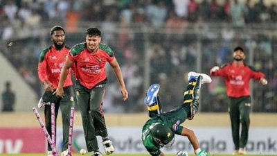 অঘোষিত সেমিফাইনালে মুখোমুখি বাংলাদেশ-পাকিস্তান, ফাইল ছবি।