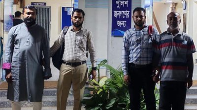 গ্রেফতার আরামিট পিএলসির কর্মকর্তা উৎপল পাল ও আবদুল আজিজ