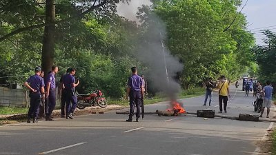 খাগড়াছড়িতে ‘জুম্ম ছাত্র জনতা’র অবরোধ কর্মসূচি