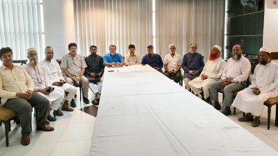 বৈঠকে ১২ দলের নেতারা/বাংলা ট্রিবিউন