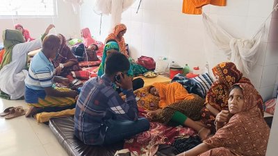 বরগুনার হাসপাতালে ডেঙ্গু রোগী