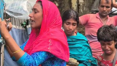 নিহত কৃষকের স্ত্রী-সন্তানদের আহাজারি