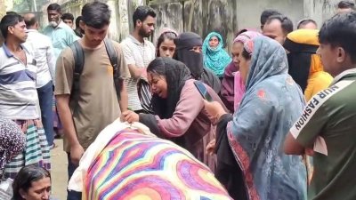 নিহতের স্বজনের আহাজারি