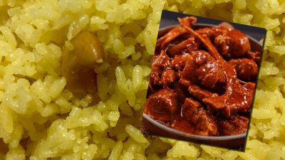 দশমীর দুপুরে বাসন্তী পোলাও আর মাটন রোগান জোশ