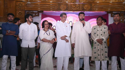 ঢাবির জগন্নাথ হলে অনুষ্ঠিত দুর্গোৎসবে তথ্য উপদেষ্টা
