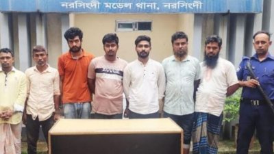 পুলিশের ওপর হামলার ঘটনায় সাত জনকে গ্রেফতার করেছে পুলিশ