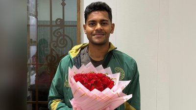 কানাডা প্রবাসী শমিত সোম