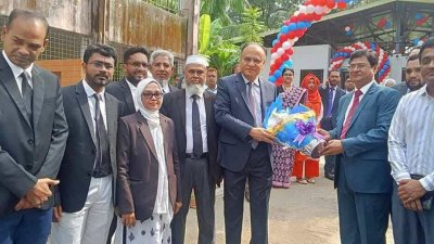 ন্যায়কুঞ্জের উদ্বোধন করেন বাংলাদেশ সুপ্রিম কোর্টের হাইকোর্ট বিভাগের বিচারপতি জে বি এম হাসান