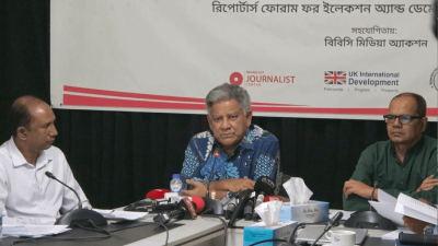বক্তব্য দিচ্ছেন এম সাখাওয়াত হোসেন