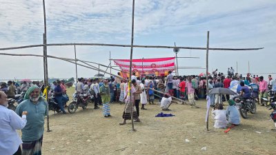 অনুষ্ঠানের জন্য নির্মিত প্যান্ডেল ভাঙচুর করে দুর্বৃত্তরা