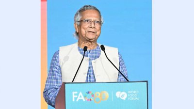 রোমে ওয়ার্ল্ড ফুড ফোরামের সিগনেচার ইভেন্টের উদ্বোধনী অনুষ্ঠানে বক্তব্য রাখছেন প্রধান উপদেষ্টা মুহাম্মদ ইউনূস