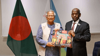 ড. মুহাম্মদ ইউনূস ও জিবুতির প্রধানমন্ত্রী (ছবি: প্রেস উইং)