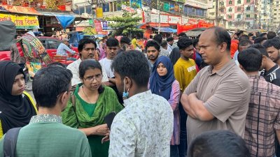 ঘটনাস্থলে তাসলিমা আখতার