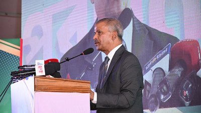 নারায়ণগঞ্জে অনলাইন বেইলবন্ড কার্যক্রম উদ্বোধন অনুষ্ঠানে বক্তব্য দেন আসিফ নজরুল