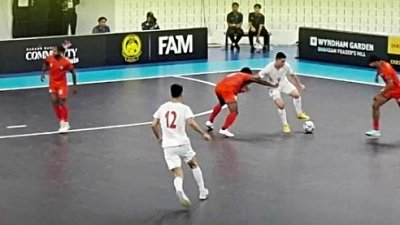 এশিয়ান কাপ বাছাইয়ে বাংলাদেশের খেলার দৃশ্য