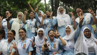 ভিকারুন্নিসা থেকে তোলা (নাসিরুল ইসলাম)