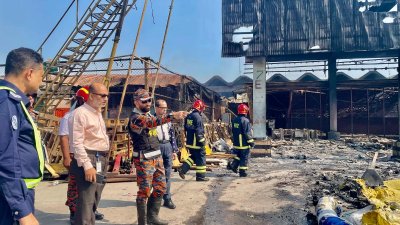 হযরত শাহজালাল আন্তর্জাতিক বিমানবন্দরের কার্গো ভিলেজ কমপ্লেক্সের আগুনে রূপপুর পারমাণবিক বিদ্যুৎকেন্দ্রের  জন্য আনা সরঞ্জাম পুড়েছে