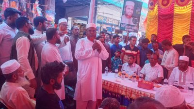 সমাবেশে বক্তব্য দিচ্ছেন মিয়া গোলাম পরওয়ার