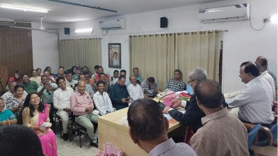 গুলশানে চেয়ারপারসনের কার্যালয়ে ক্ষুদ্র জাতিগোষ্ঠীর নেতা-কর্মীদের অনুষ্ঠানে বিএনপি মহাসচিব/বাংলা ট্রিবিউন