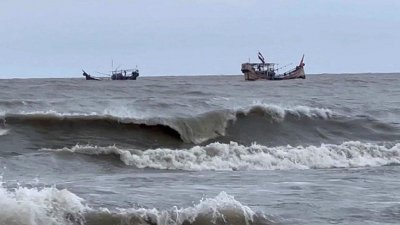 বঙ্গোপসাগরে ফিশিং বোট (ফাইল ছবি)