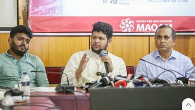 অনুষ্ঠানে বক্তব্য রাখছেন তথ্য উপদেষ্টা মাহফুজ আলম
