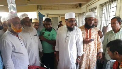 আহতদের দেখতে হাসপাতাল যান শেরপুর সদর উপজেলা জামায়াতের নেতারা।