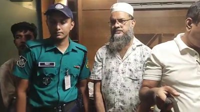 গ্রেফতার সাবেক ছাত্রলীগ নেতা