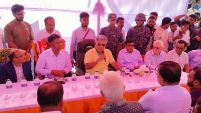 নোয়াখালীর হাতিয়ায় নলচিরা ঘাট পরিদর্শনে গিয়ে আলোচনা সভায় বক্তব্য দেন এম সাখাওয়াত হোসেন