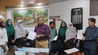 মঙ্গলবার সকালে বিশ্ববিদ্যালয়ের উপাচার্য এবং গণযোগাযোগ ও সাংবাদিকতা বিভাগের সভাপতি বরাবর স্মারকলিপি দেন রাকসু নেতারা