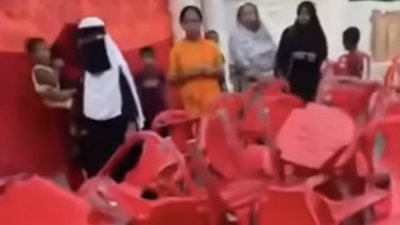 জামায়াতের নারী কর্মীদের প্রোগ্রাম পণ্ড