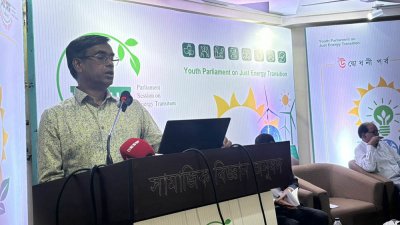 ক্যাব আয়োজিত ‘ক্যাব যুব সংসদ-২০২৫’ এর উদ্বোধনী পর্বে বক্তব্য রাখছেন ইউজিসির ভারপ্রাপ্ত চেয়ারম্যান অধ্যাপক মো. আনোয়ার হোসেন