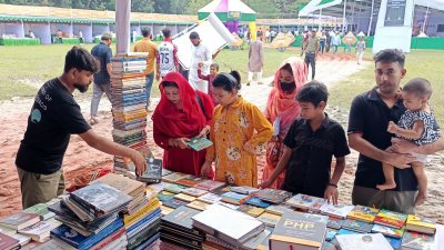 এই মেলায় ১১টি সরকারি দফতর এবং ৭০টি বেসরকারি প্রকাশনা প্রতিষ্ঠান তাদের প্রকাশিত পুস্তকের প্রদর্শনী ও বিক্রয় করবে