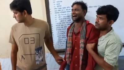স্বজনদের আহাজারি