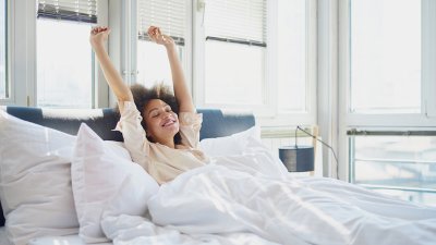 সকালে ঘুম থেকে উঠে: কী করবেন, কী করবেন না