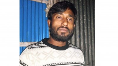 নিহত আকবর