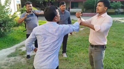 লালমনিরহাটে সাংবাদিক লাঞ্ছিত